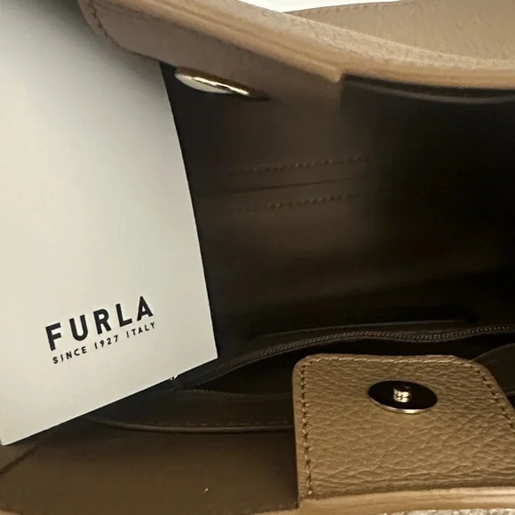 Furla Nuvola mini bucket bag - Picture 3 of 5